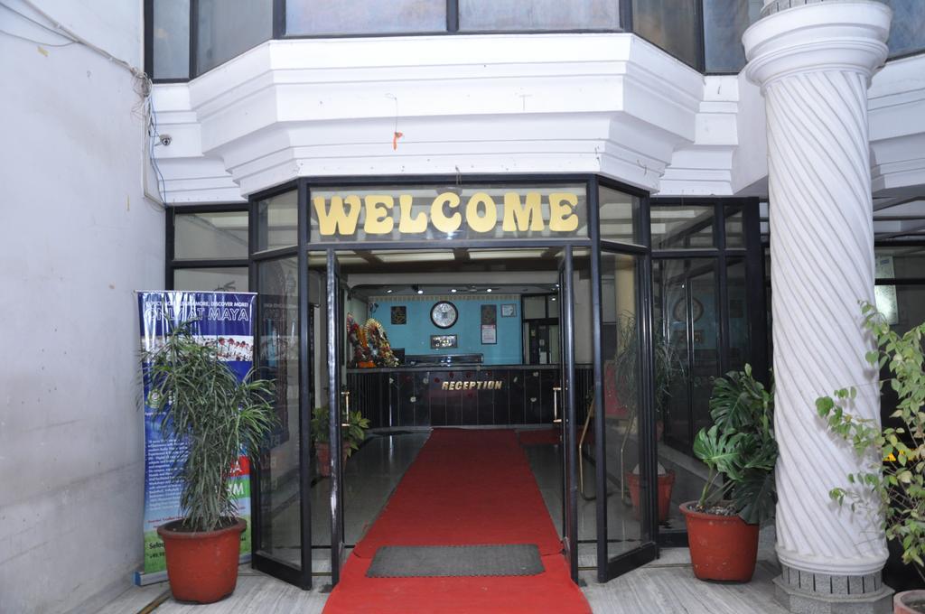 Hotel Saurab Dehradun Ngoại thất bức ảnh